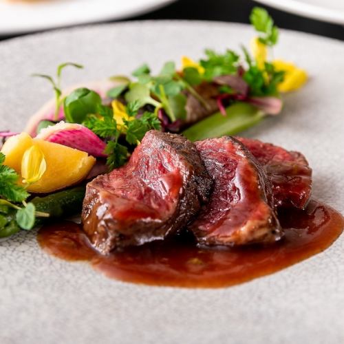 {Monday to Thursday only} Reservations of 6,600 yen or more (mignon course or above) will receive a 1,000 yen discount per person! Limited to the first 5 groups.