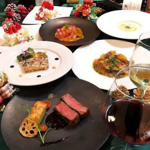 《2026Xmas》オマール海老、寒ヒラメ、A5和牛もも肉のロティなど全8品■16,500円(12/21・22)