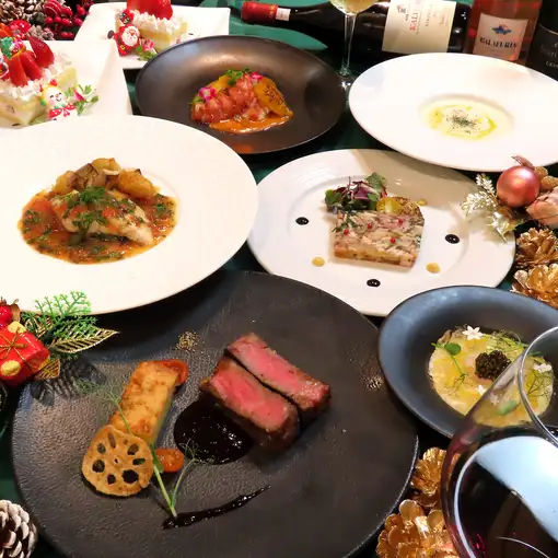 《2026Xmas》帆立貝、オマール海老、A5和牛もも肉のロティなど全9品■18,000円(12/21・22)