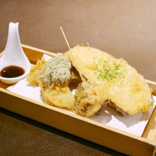 揚げたての天ぷらを愉しむ