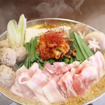 人情の鍋メニュースタート！【具沢山！9種類の食材を使用】キムチ鍋　一人前
