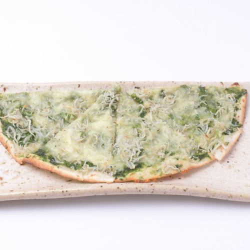 銀魚生海苔薄披薩（半份）