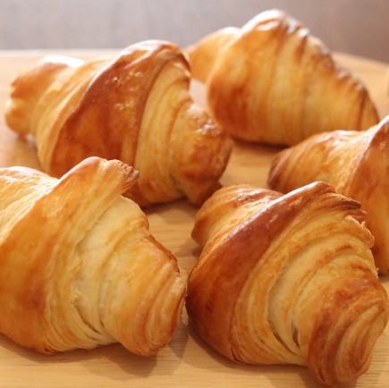 ◆本格パンとケーキの教室◆フレンチシェフ監修のパンやケーキを、お家で作れるように!