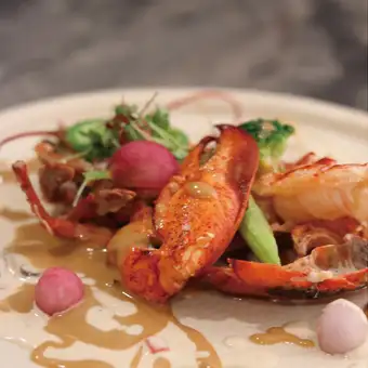 2026年8月から◆Dinner Course C◆ボンジョルネのシェフおすすめオマール海老 ◆
