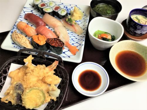 特色壽司和海鮮天婦羅套餐