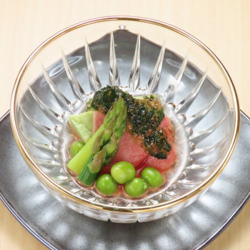 Cold shabu-shabu of Miyazaki beef and green soybean tofu ~Raw seaweed and wasabi gelée~