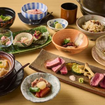 每月肉类割烹套餐 包括土锅饭在内的12道菜品（17道菜品）