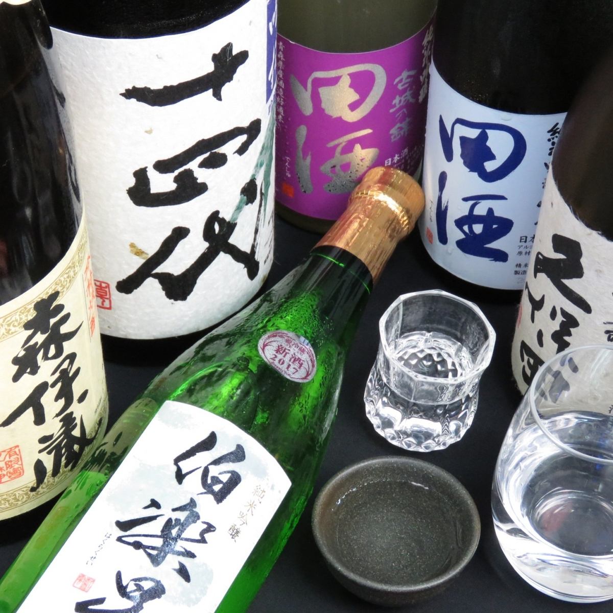 自慢の鰻と日本酒。日本酒は銘柄豊富