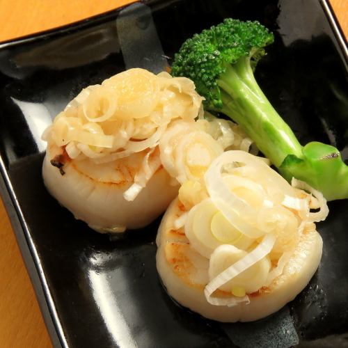 Miura scallop grilled green onion salt