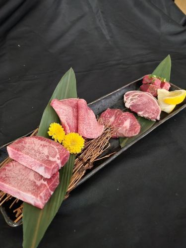 奏の五彩タン盛り