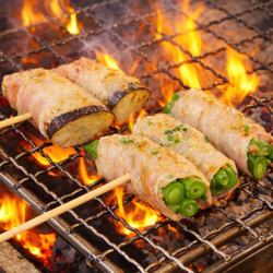 【炭火焼きの美味しさの秘密】