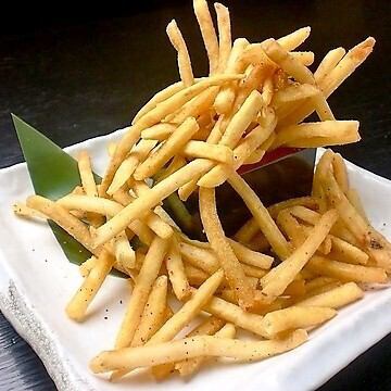 French fries served in a wooden box