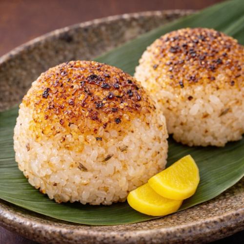 Grilled rice ball with dried sardines
