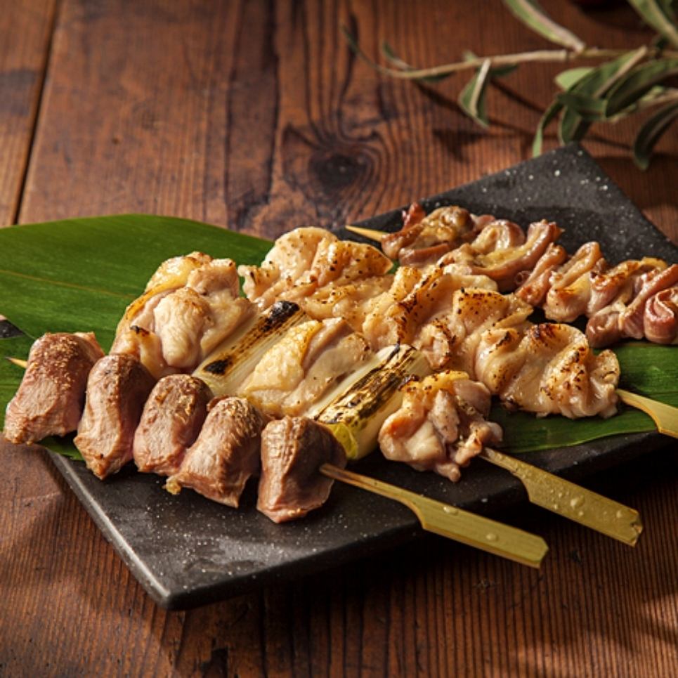 ◇炭火で焼き上げ！◇ジューシーな焼き鳥が自慢！