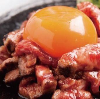 Enjoy yakiniku made with carefully selected ingredients, Japanese black beef offal hotpot, and Toyama pork offal hotpot♪