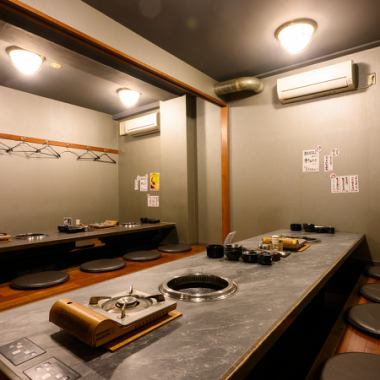 会個室席は6名様以上～最大24名までOK！！社宴会やちょっとした打ち上げにも使いやすい掘りごたつ個室です。