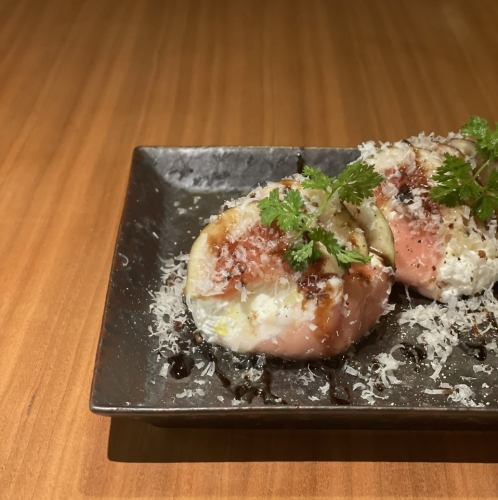 旬のフルーツを使用した創作料理が楽しめる