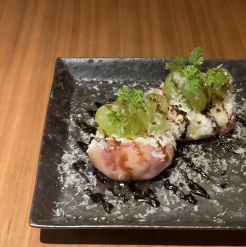 旬のフルーツを使用した創作料理が楽しめる