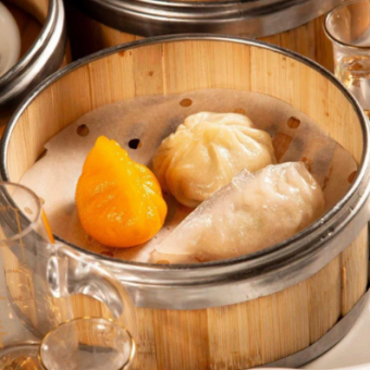 【ライトコース】香港點心3点・鮑のステーキなど全9品+乾杯ドリンク