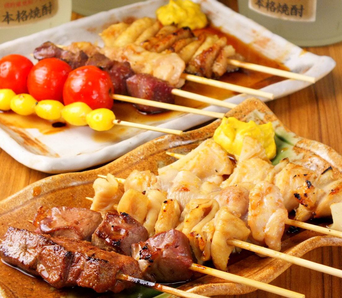【秘伝焼き鳥1本120円】絶品タレの焼鳥が大人気!!嬉しい1本120円