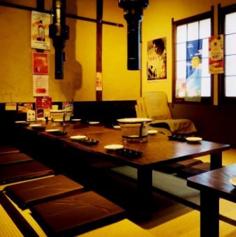 The tatami room where you can relax comfortably can accommodate up to 14 people!