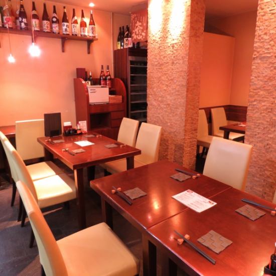 A wide variety of seats! Completely private rooms and semi-private rooms are available.