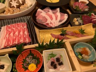 黑毛和牛寿司、马生鱼片或西京烤银鱼、共10道菜配甜点、黑猪涮锅套餐【花】