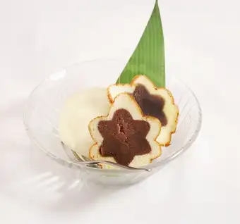 もみじ饅頭　アイス添え