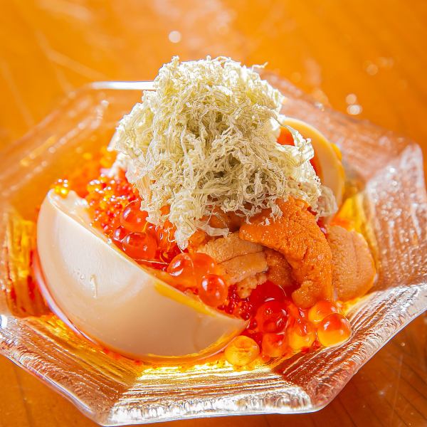 【リピート必須!?】痛風煮たまご/418円(税込)、タンステーキ/748円(税込)、もつ鍋/1408円(税込)