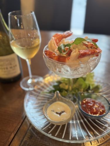 [APPETIZERS] Jumbo shrimp cocktail/Wagyu beef osso buco