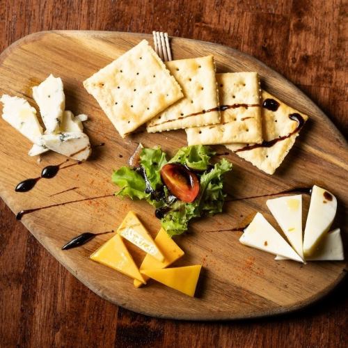 チーズの盛り合わせ