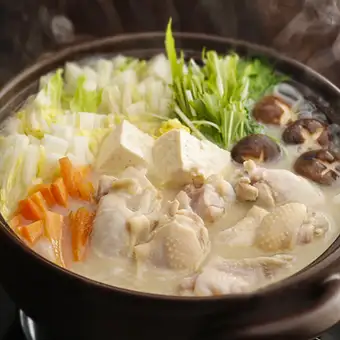 Taste with a special soup! Discerning domestic chicken hot pot