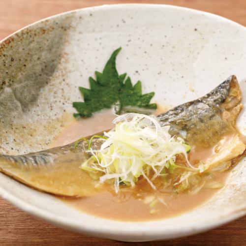 Miso-simmered toro mackerel that will melt to your heart
