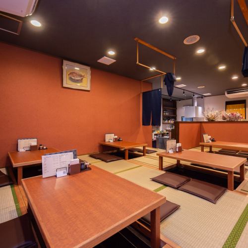 6名席の座敷テーブルが4つございます♪プチ宴会であったり、会社の同僚との飲み会！女子会にも◎幅広い用途でご利用することが可能です！