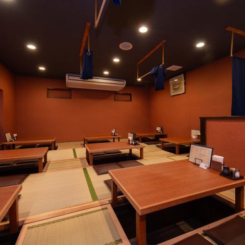 4名席の座敷テーブルが4つございます♪家族で利用するのもいいですし、友達との利用も◎2名様からご利用可能なのでデートにも適しています☆