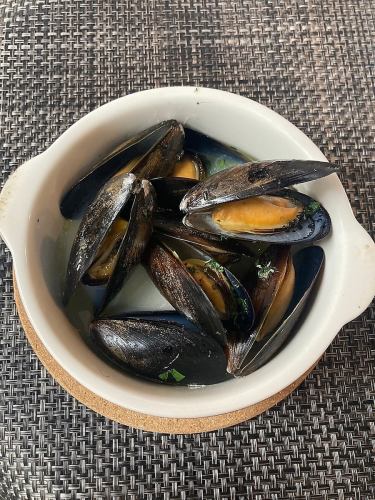 Mussels white wine steamed