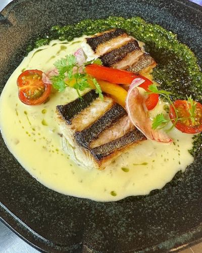 Sautéed fresh fish ~Vermouth sauce and pesto~