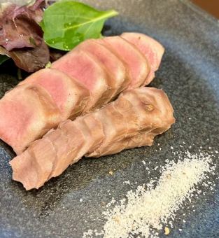 蝦夷シカタンのロースト~トリュフ塩を添えて~