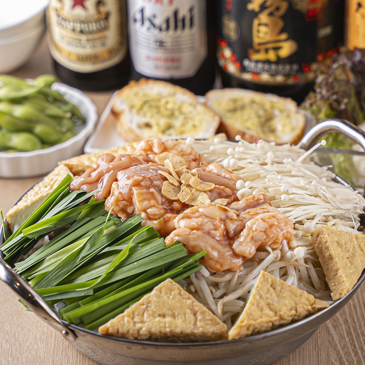 老舗うどん屋のお母さんから受け継いだ秘伝の特製だしで味わう鍋