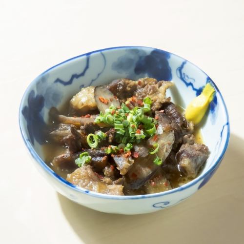 馬スジ煮込み