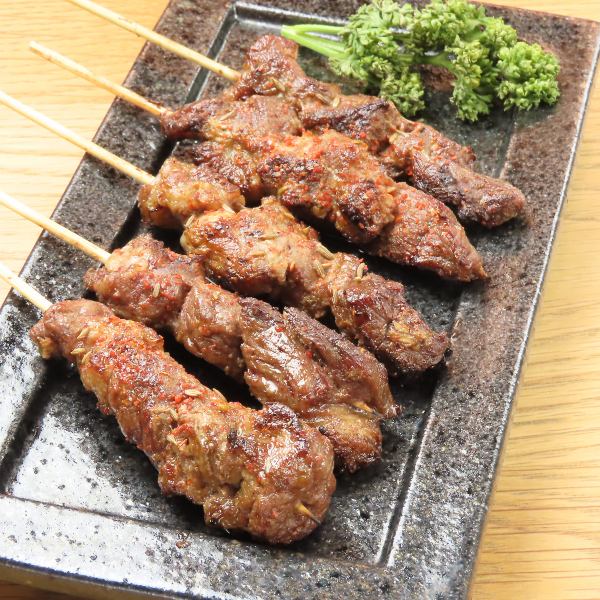 【贅沢コース】串焼き5種盛りやえびチャーハンなど杏仁豆腐付全8品＋2H飲放⇒5500円(税込)