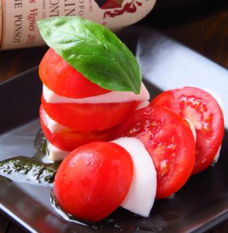 Mozzarella cheese and tomato caprese