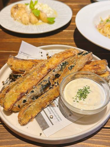 🍑✨【New Menu Announcement】✨🍴
A new dish has been introduced that allows you to enjoy the flavors of the season.
🥭 Darjeeling-flavored peach and stracciatella cheese. Fresh peaches and creamy cheese are elegantly finished with the aroma of black tea.
🥒 Fried Zucchini with Garlic Mayonnaise Crisply fried summer vegetable zucchini served with special garlic mayonnaise.It's also perfect as a companion to beer or wine.
🍝 Japanese-style cold pasta with shirasu A refreshing cold pasta dish perfect for summer, made with the umami of shirasu and a refreshing Japanese dashi stock.
Please enjoy this limited time menu!

📍Italian Meat Bar Ichimaru-iihi 🍷 For reservations and inquiries, please visit our profile link

#New menu #Seasonal menu
#ichimaruiihi
#pizza #Japanese Black Beef
#Wine cellar #Girls get-together
#Tochigi Gourmet
#Tochigi's 50 Recommended Places
#Tochigi Italian
#Utsunomiya Gourmet #Utsunomiya Dinner
#Utsunomiya Italian #Utsunomiya Bar
#wine #steak #pizza