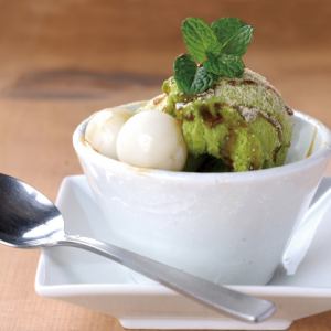 Kinako black sugar syrup matcha ice cream