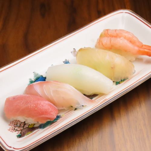 5 pieces of nigiri sushi