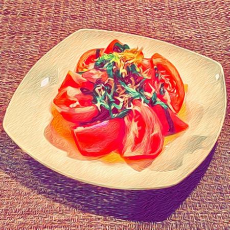 Fried small fish tomato salad
