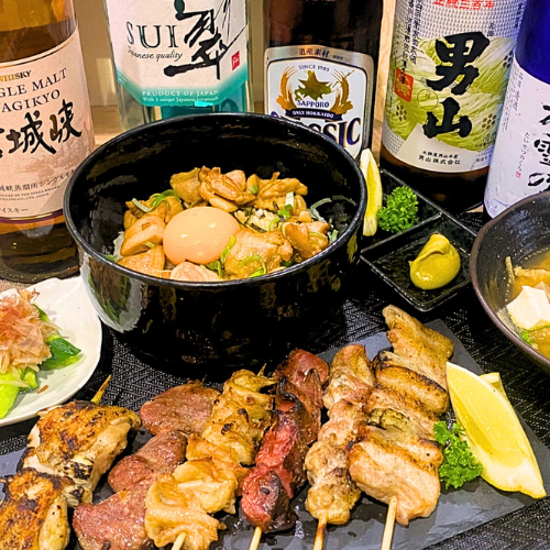 【こだわりの焼き鳥と一品メニューが多数】厳選された食材とこだわり製法の食欲をそそるメニューが勢揃い！