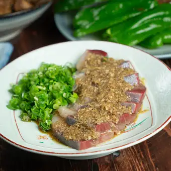 【每日限3组★】包含2小时畅饮的6道菜套餐：“红叶套餐”，选用当地鸡肉和创意日式料理 - ¥3,500 → ¥2,500