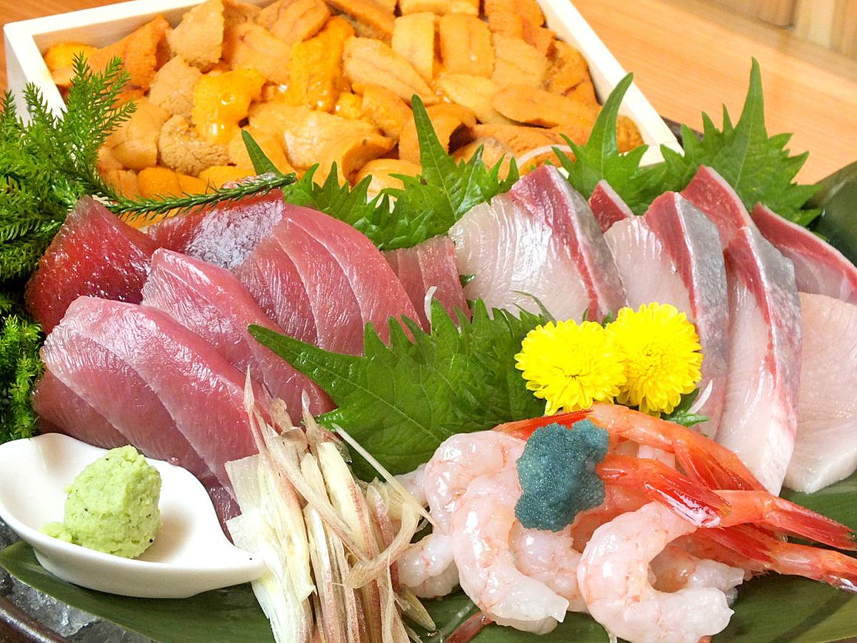 If you want to savour the luxury of fresh fish caught in nearby ports, try Manmaya's sashimi platter!