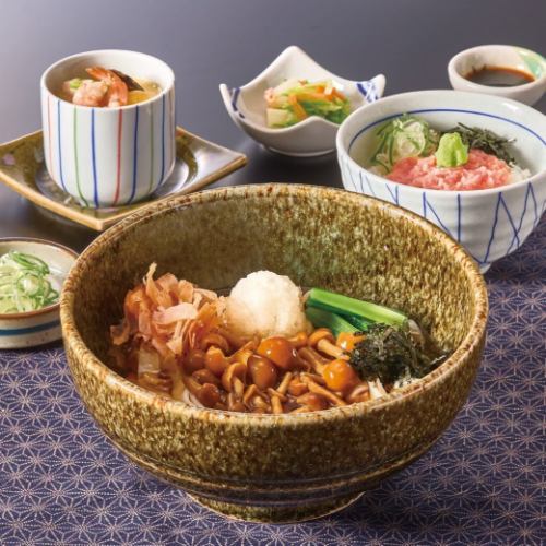 なめこおろしきしめんとねぎとろミニ丼セット